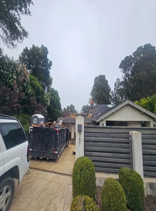 Casa residencial demolida por Smart Demolition